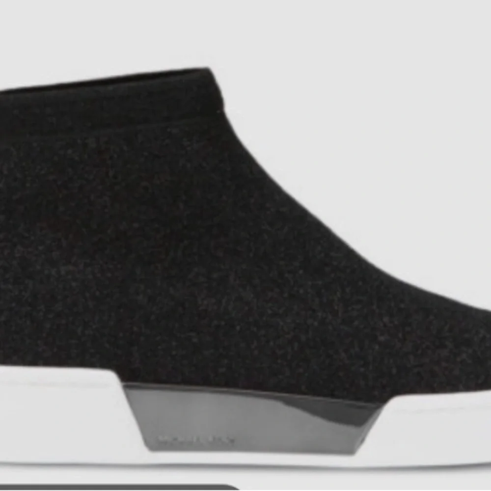 Michael Kors Grover Slip on Shoes SZ 8.5
